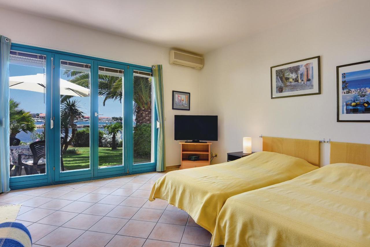 Apartments Villa Ana Медулин Экстерьер фото