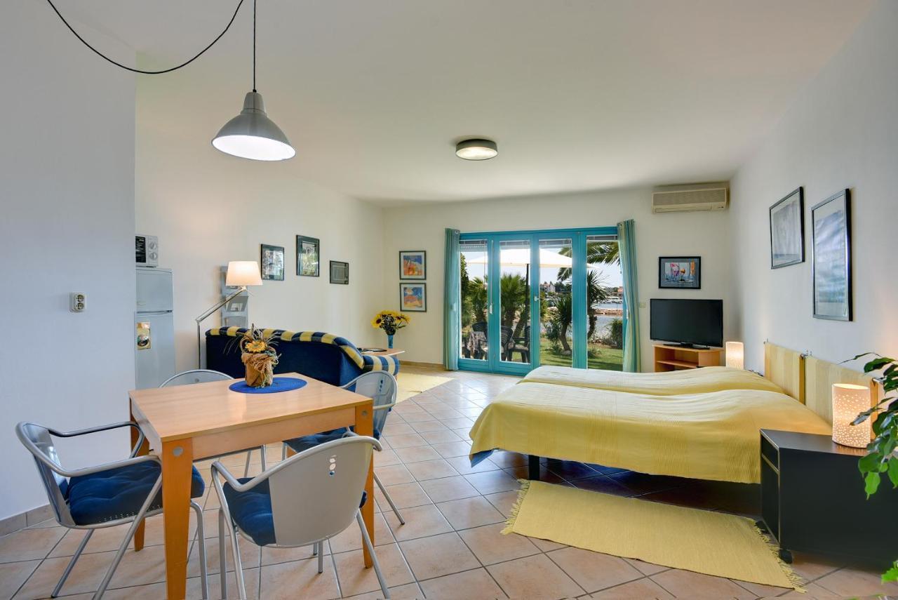 Apartments Villa Ana Медулин Экстерьер фото