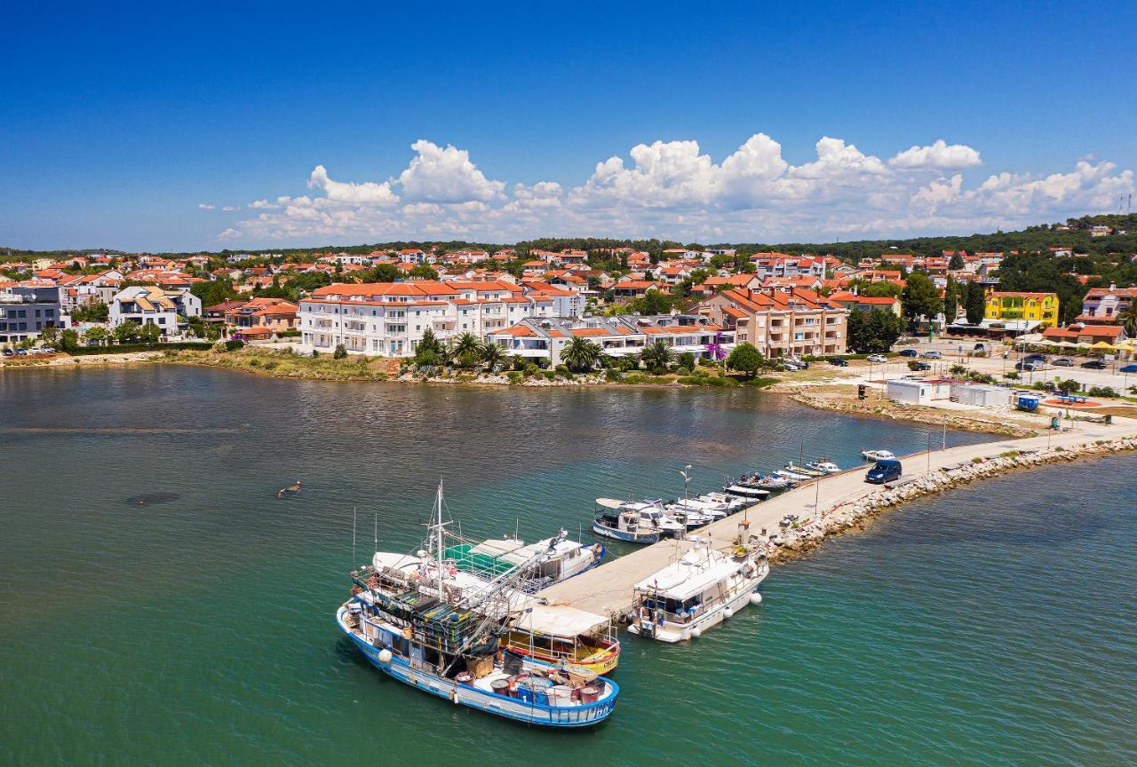 Apartments Villa Ana Медулин Экстерьер фото