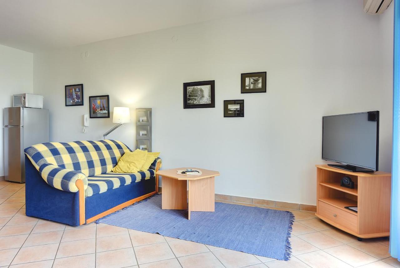 Apartments Villa Ana Медулин Экстерьер фото