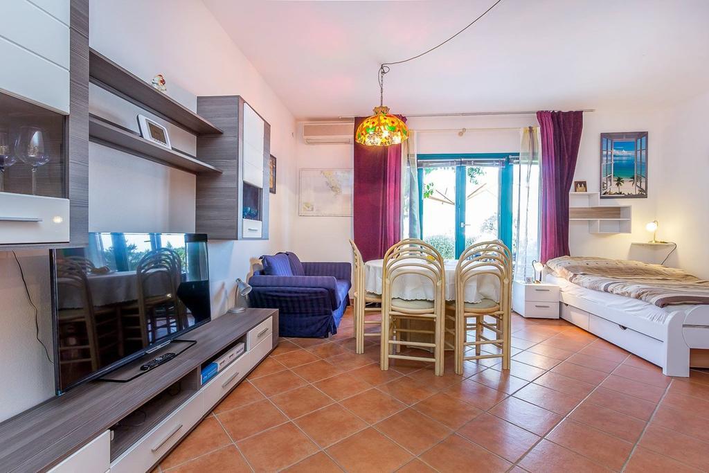 Apartments Villa Ana Медулин Экстерьер фото