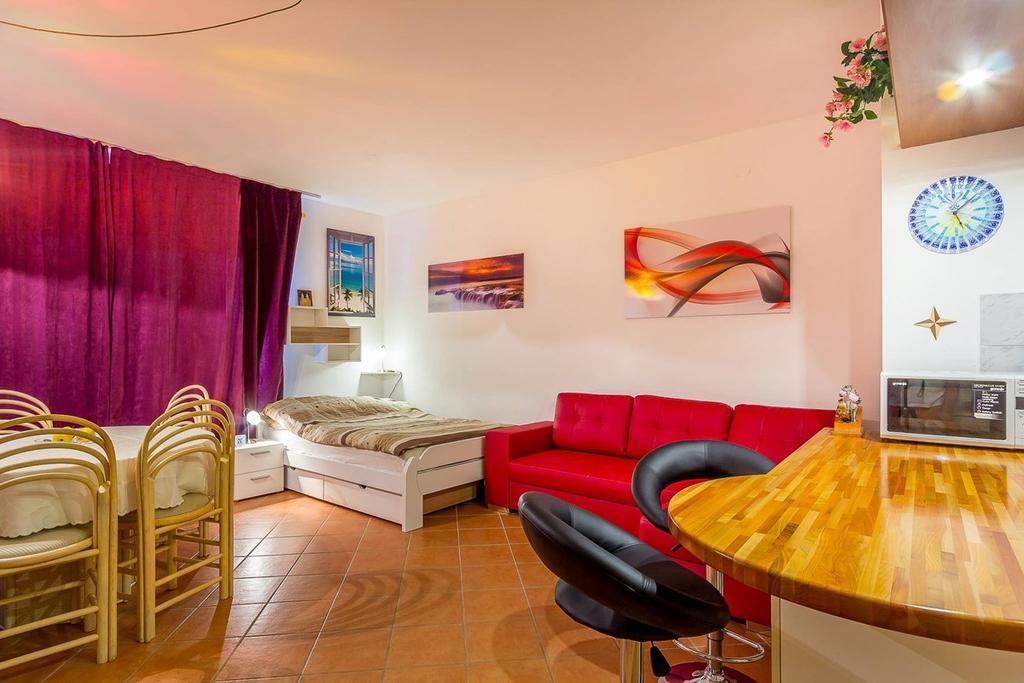 Apartments Villa Ana Медулин Экстерьер фото